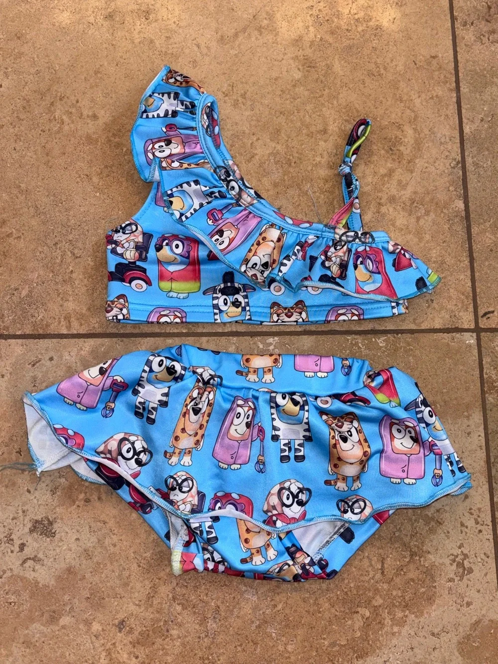 Bluey 2-piece swimsuit sz 3T